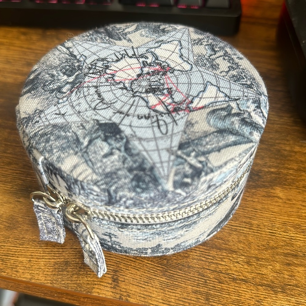 Dior beauty travel jewelry case